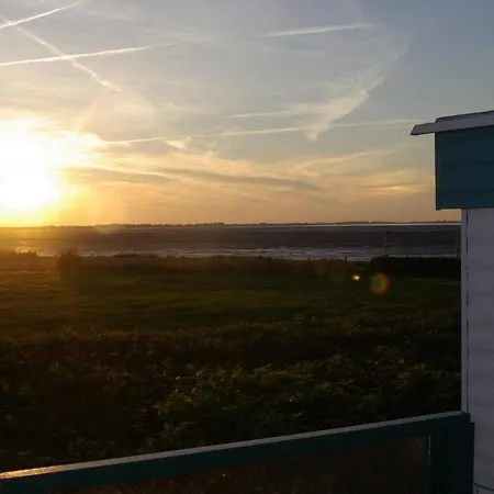 Wadhuis Aan Waddenzee Inclusief 2 E-bikes Westerland