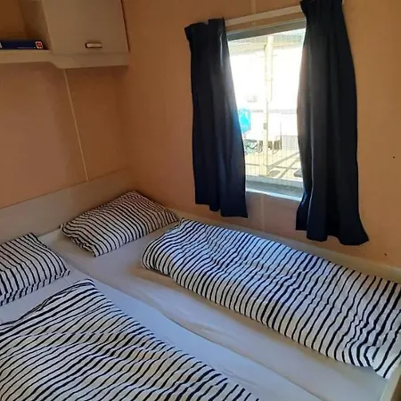 Wadhuis Aan Waddenzee Inclusief 2 E-bikes Chalet